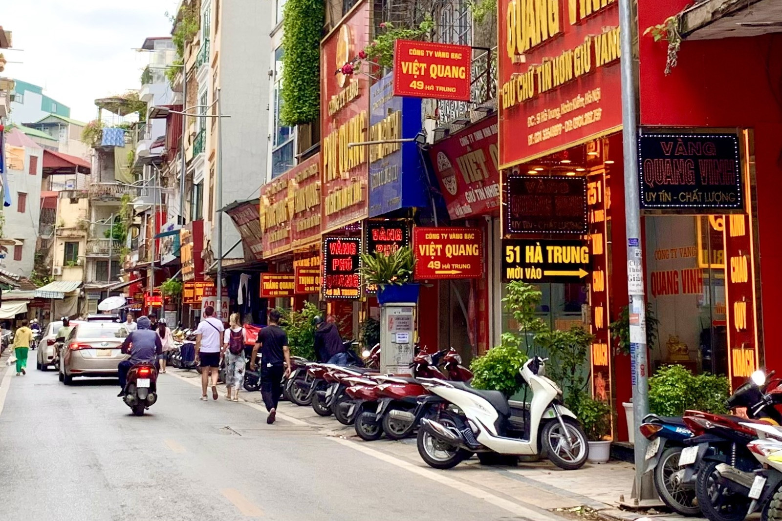 Rầm rộ mua vàng trên ‘chợ mạng’: Ham rẻ 70.000 đồng, dính hàng giả rồi mất trắng 3 Ram ro mua vang tren ‘cho mang Ham re 70000