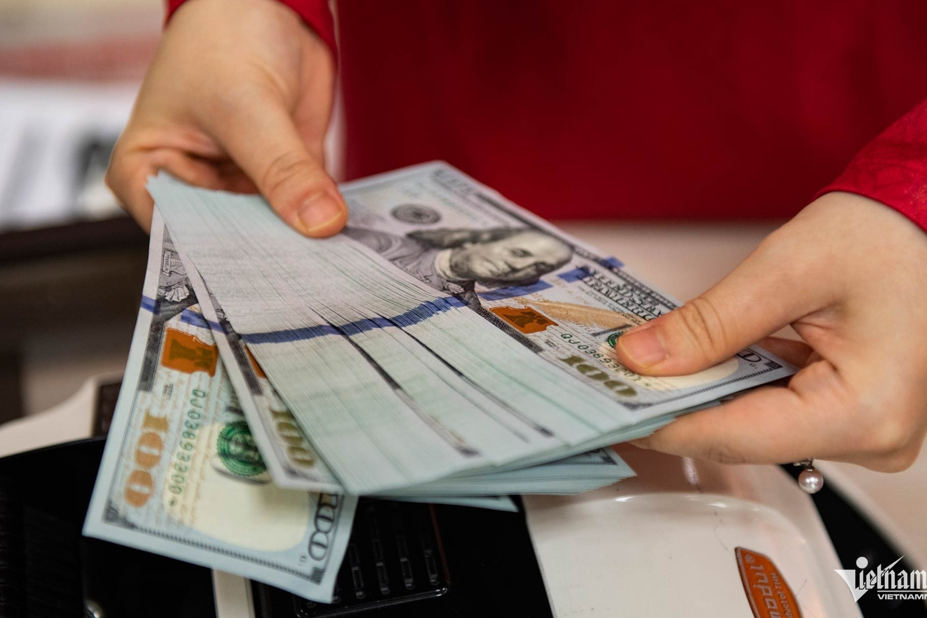 Ông Trump công bố thuế 25-40% lên 14 nước: Giá vàng vọt tăng, toàn cầu rúng động 3 1751933284 880 Ong Trump cong bo thue 25 40 len 14 nuoc Gia