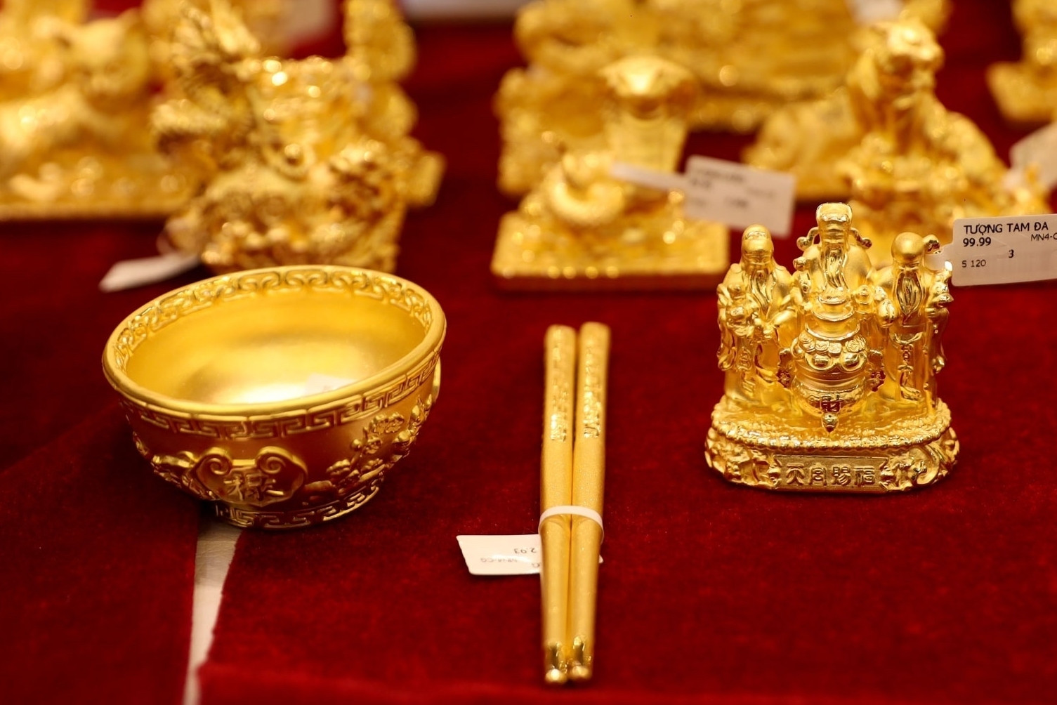 Giá vàng nhẫn Bảo Tín Minh Châu đắt nhất thị trường 2 1765284905 672 Gia vang nhan Bao Tin Minh Chau dat nhat thi