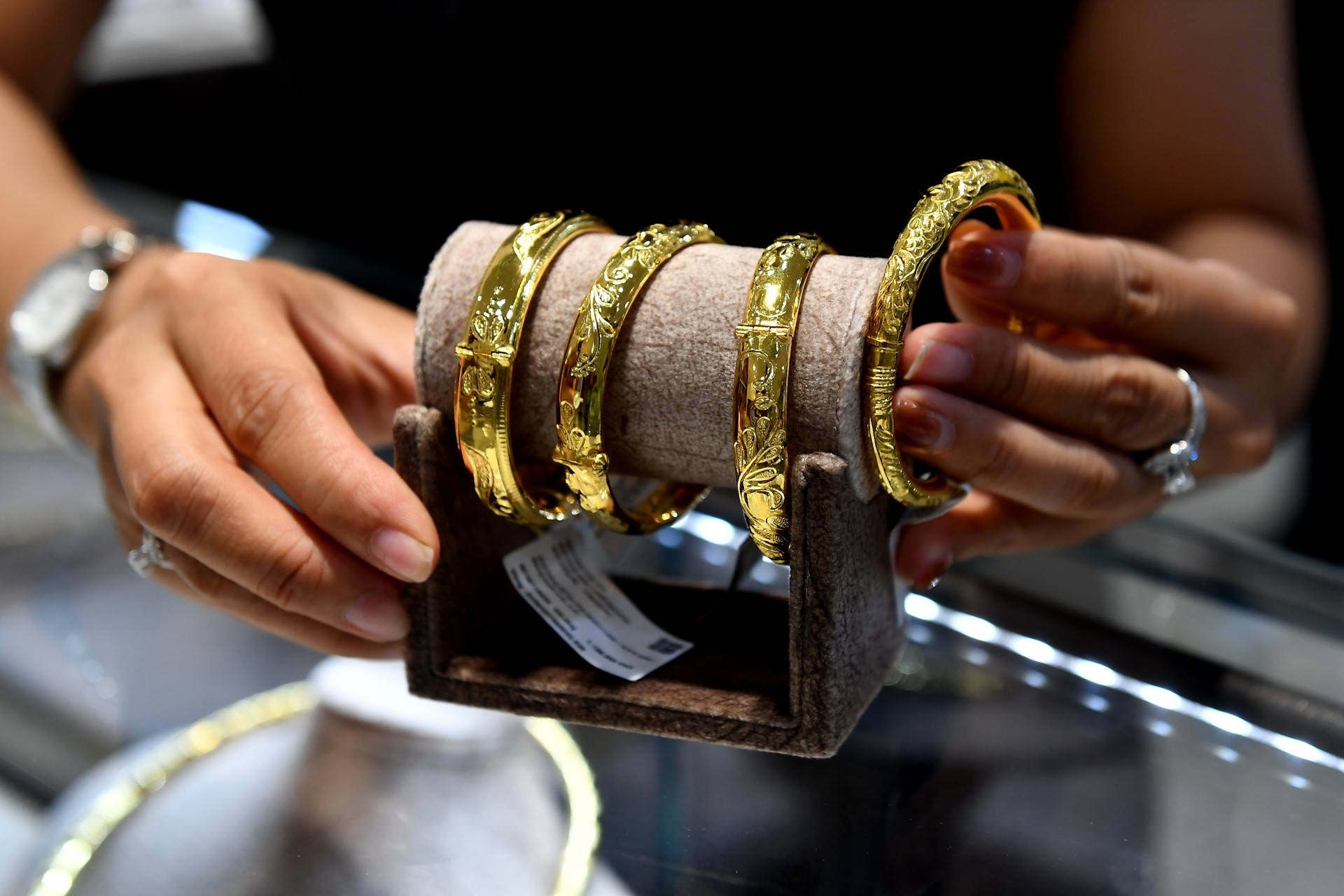 Am tham xay trung tam vang quoc gia nay mo